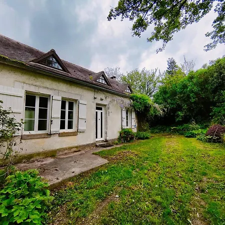 Chastenay - Sejour A Ouanne Exterior photo